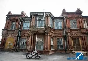 Новости: Для восстановления Дома купца Лихацкого нужен лицензированный реставратор!