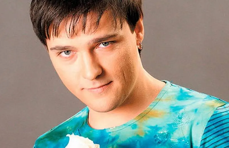 Lichnaya-zhizn-YUriya-SHatunova-foto-1.jpg Lichnaya-zhizn-YUriya-SHatunova-foto-1.jpg
