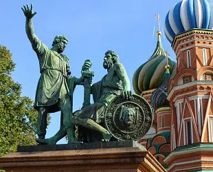 Новости: Реставраторам памятника Минину и Пожарскому придётся ускориться?