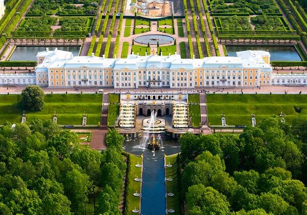 Фонтан Петергофа фото: Фонтан Петергофа